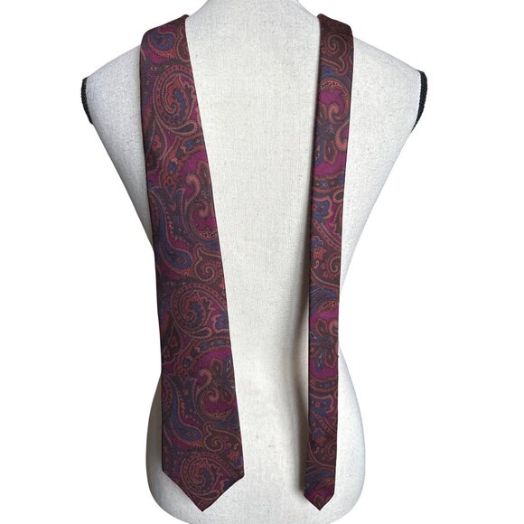 Hathaway Silk Paisley Tie Burgundy Navy Made In USA - Picture 2 of 4